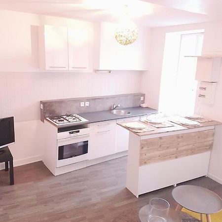 Charmant Logement A Vierzon Centre エクステリア 写真